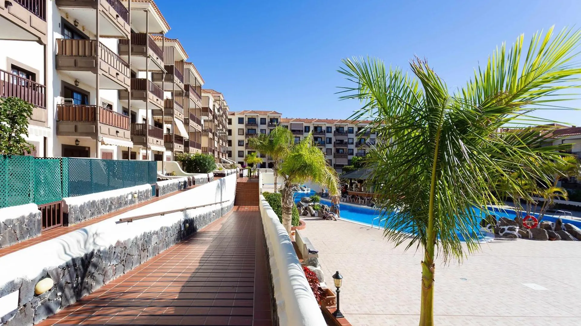 Agradable Piso Con Piscina & Playa Terraza Y Wifi Apartment Costa Del Silencio